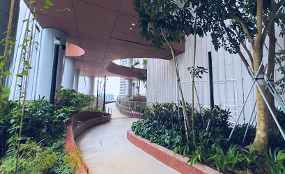 Visit the New Singapore Garden Oasis Tucked Away in a 51-Storey Skyscraper  - The Travel Intern